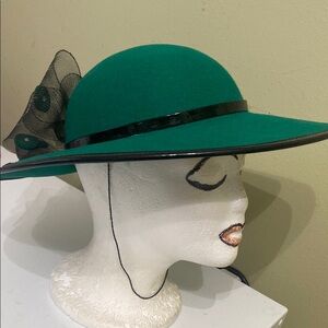 Really Cute Emerald Wool Dress/Church Hat
